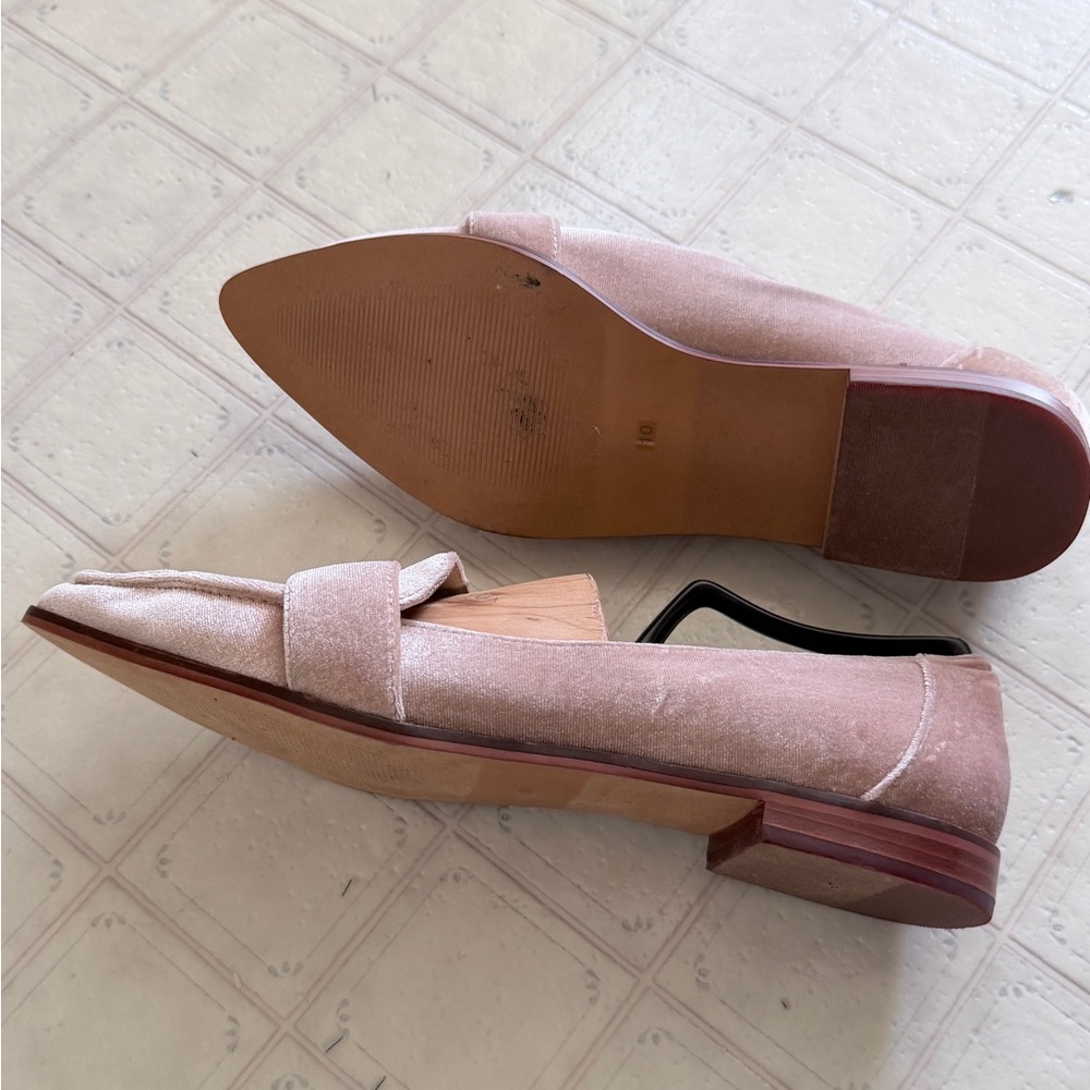 Sole Society Blush Velvet Pointed-Toe Loafers Size: 10 - Picture 7 of 8